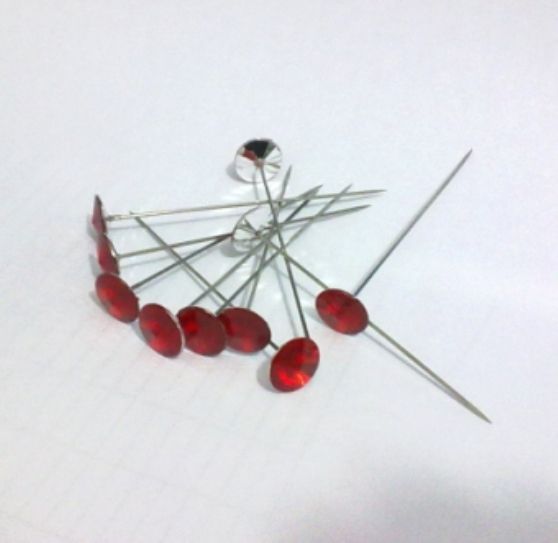ALFINETES BRILHANTE VERMELHO