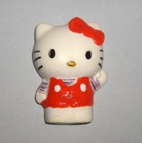 KITTY MEDIA LAÇO