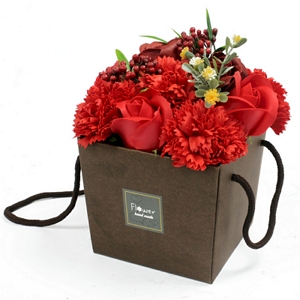 Bouquet Flores Sabão - Rosas vermelhas e cravos